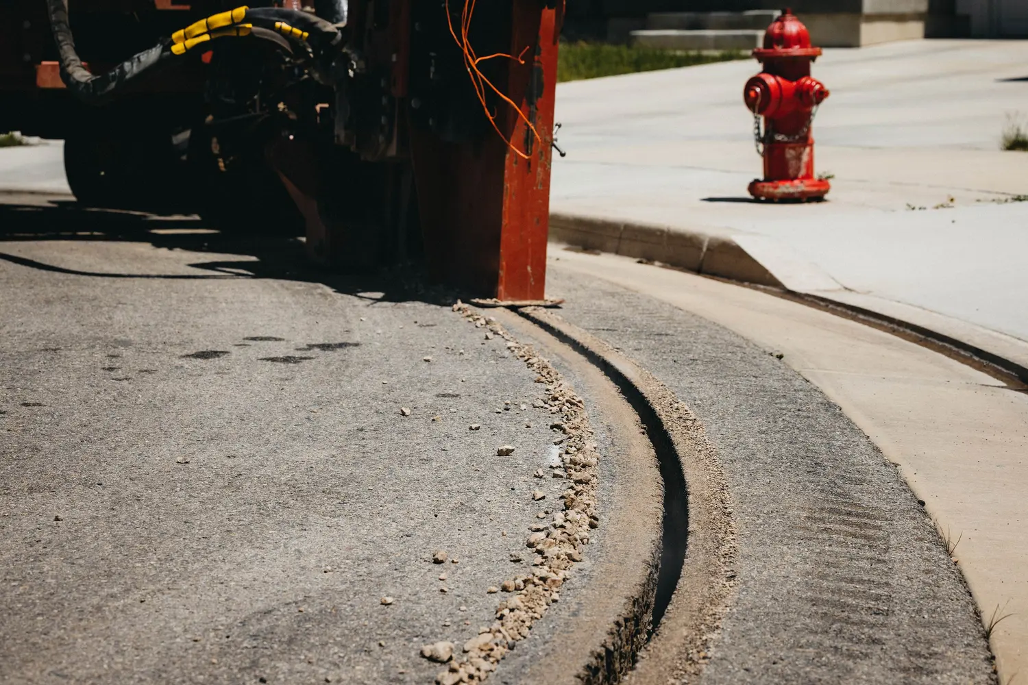 Micro trench in asphalt